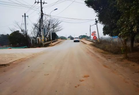 服務(wù)道路開口，華咨在行動(dòng)